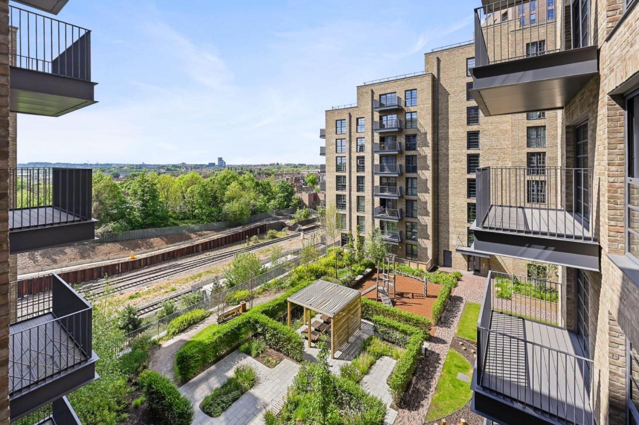 Modern And Chic Apartments At Ferrum Near Wembley Park Лондон Екстер'єр фото